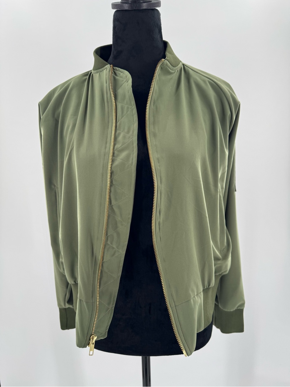 Albion Fit Olive Green Satin Bomber Jacket Gold Zip Size Medium